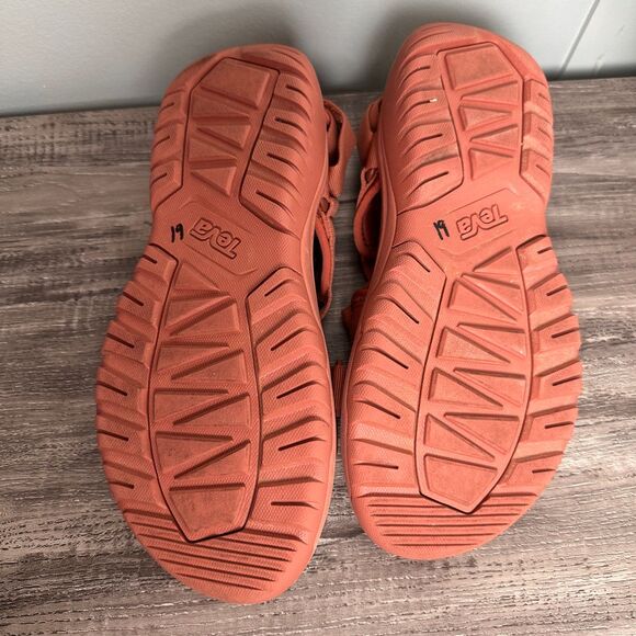 Teva Hurricane Verge Womens size 10 Sandals Salmon Pink EUC #1121535 - Picture 7 of 9